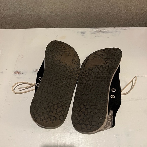 Sanuks size 12 | worn still in good condition - Picture 2 of 4